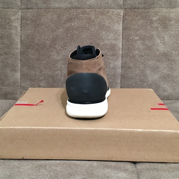 Tan split suede trainers - Picture 4 of 5